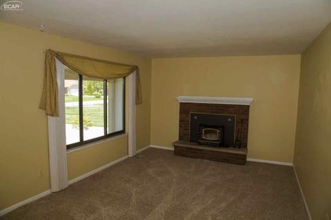 3372 Ann Dr, Flushing, MI 48433 photo 6