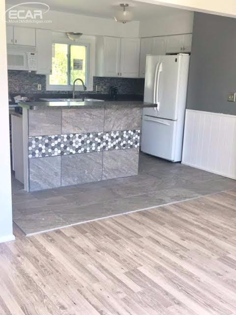 3182 Morrish Rd, Flushing, MI 48433 photo 5