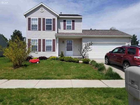 440 Pineview, Belding, MI 48809 photo 1