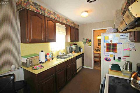 1714 Griggs Dr, Flint, MI 48504 photo 8