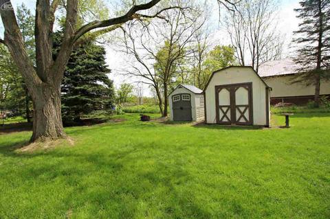 2247 W Maple Ave, Flint, MI 48507 photo 9