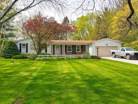 2123 Hermitage Dr, Davison, MI 48423 photo 1