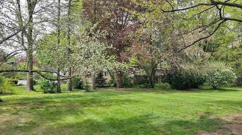 2123 Hermitage Dr, Davison, MI 48423 photo 2