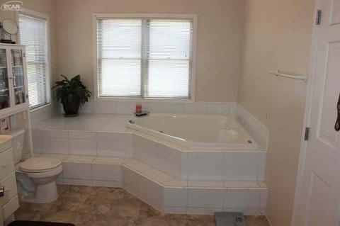5500 Richfield Rd, Flint, MI 48506 photo 19