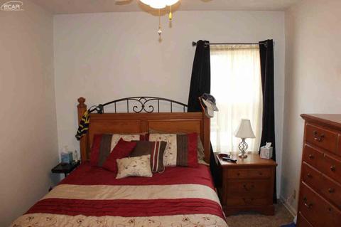 5500 Richfield Rd, Flint, MI 48506 photo 17