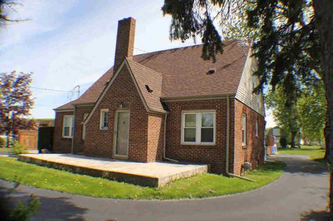5500 Richfield Rd, Flint, MI 48506 photo 2