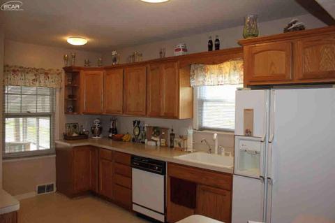 5500 Richfield Rd, Flint, MI 48506 photo 12