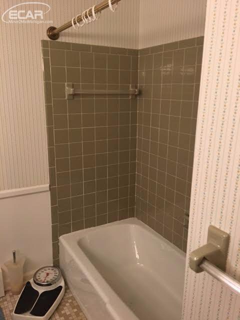 4040 Beecher Rd, Flint, MI 48532 photo 13