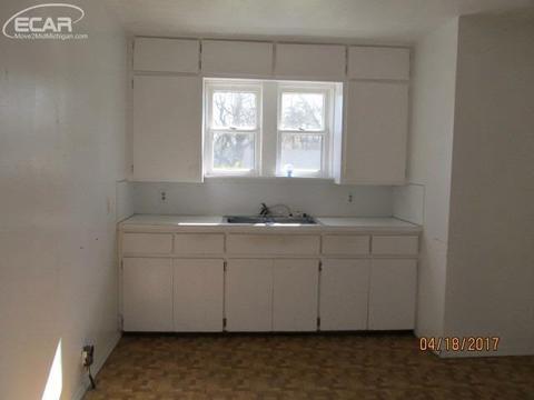 6458 Summit St, Mount Morris, MI 48458 photo 5