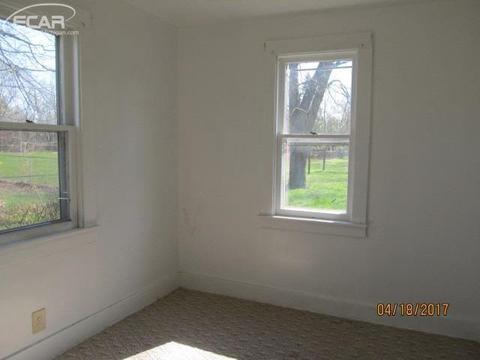 6458 Summit St, Mount Morris, MI 48458 photo 10