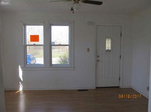 6458 Summit St, Mount Morris, MI 48458 photo 4