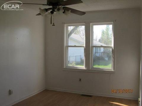 6458 Summit St, Mount Morris, MI 48458 photo 6