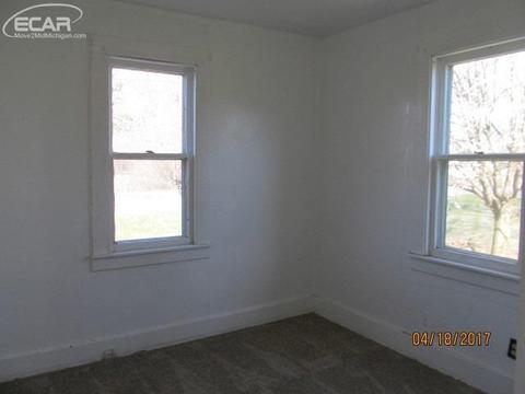 6458 Summit St, Mount Morris, MI 48458 photo 8