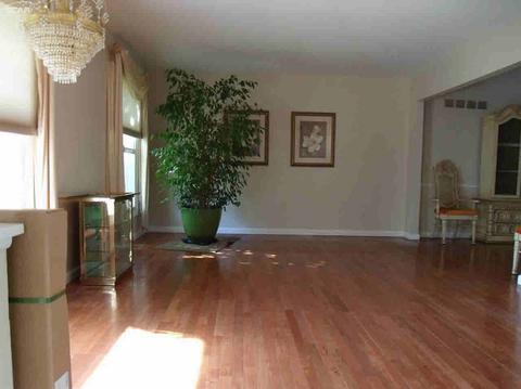 1094 River Forest Dr, Flint, MI 48532 photo 4
