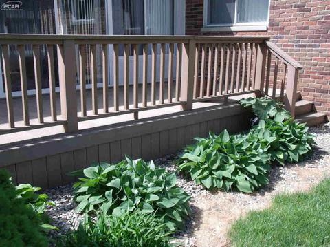 1094 River Forest Dr, Flint, MI 48532 photo 35