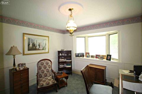 1109 Clearview Dr, Flushing, MI 48433 photo 9