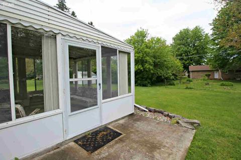 1109 Clearview Dr, Flushing, MI 48433 photo 11