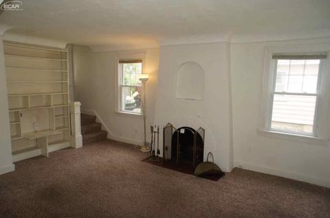 2447 Norbert St, Flint, MI 48504 photo 5