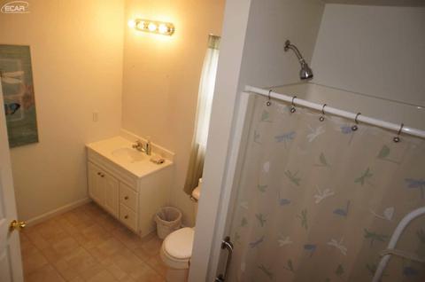 2447 Norbert St, Flint, MI 48504 photo 10