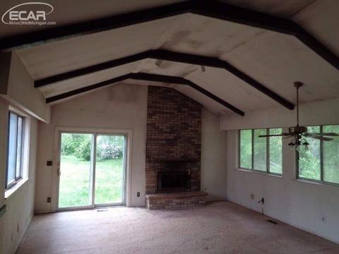 3213 E Mount Morris Rd, Mount Morris, MI 48458 photo 2