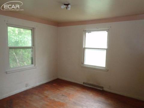 3213 E Mount Morris Rd, Mount Morris, MI 48458 photo 6