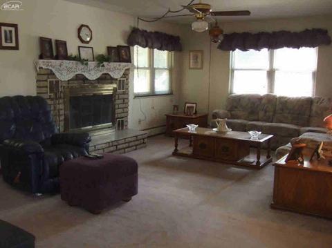 101 Gerst Rd, Leonard, MI 48367 photo 8