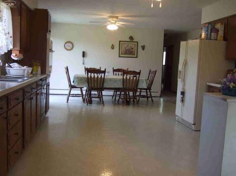 101 Gerst Rd, Leonard, MI 48367 photo 7