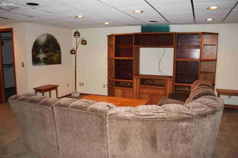 1030 N Linden Rd, Flint, MI 48532 photo 33