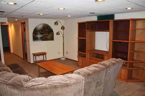 1030 N Linden Rd, Flint, MI 48532 photo 34