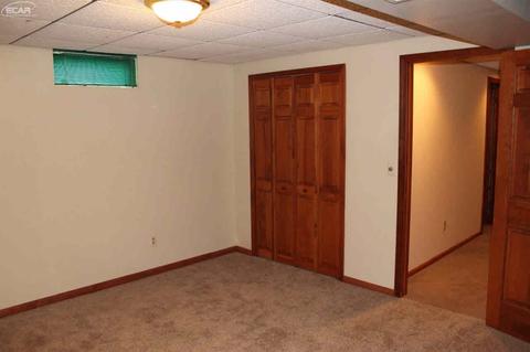 1030 N Linden Rd, Flint, MI 48532 photo 48