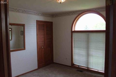 1030 N Linden Rd, Flint, MI 48532 photo 31
