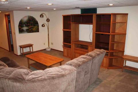 1030 N Linden Rd, Flint, MI 48532 photo 35