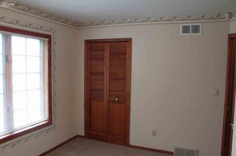 1030 N Linden Rd, Flint, MI 48532 photo 29