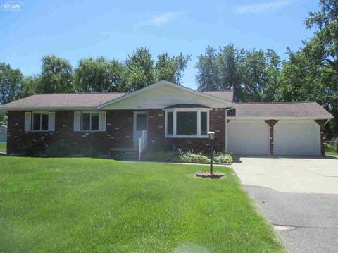 7042 Sprucewood Dr, Davison, MI 48423 photo 1