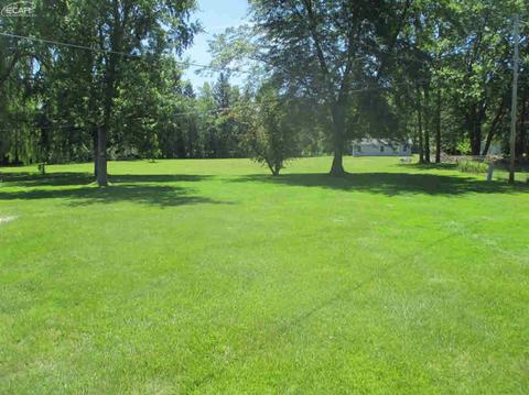 7042 Sprucewood Dr, Davison, MI 48423 photo 15