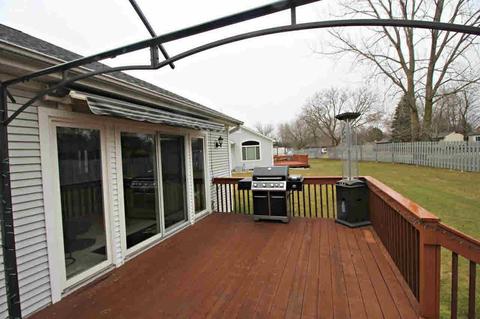 245 Aberdeen Ct, Flushing, MI 48433 photo 11
