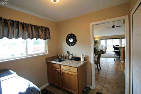 245 Aberdeen Ct, Flushing, MI 48433 photo 20