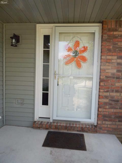 452 Windy Blf, Flushing, MI 48433 photo 4