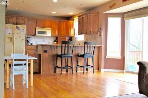 2057 Lochnayne Ln, Davison, MI 48423 photo 10
