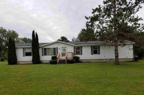 7038 Arcadia Dr, Mount Morris, MI 48458 photo 1