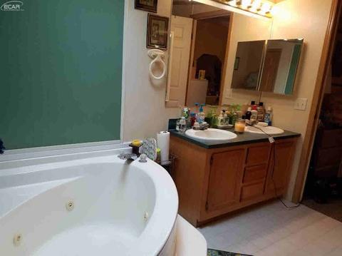 7038 Arcadia Dr, Mount Morris, MI 48458 photo 13