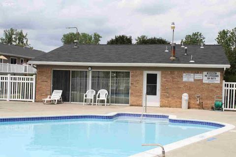 1102 Normandy Terrace Dr, Flint, MI 48532 photo 36