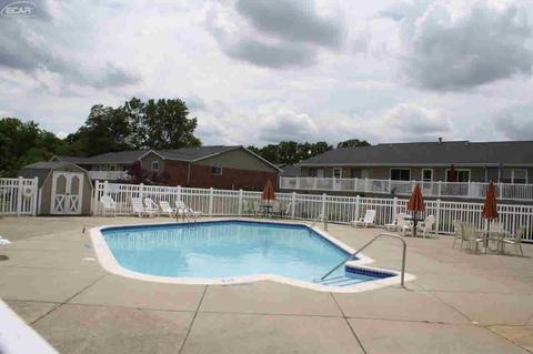 1102 Normandy Terrace Dr, Flint, MI 48532 photo 37
