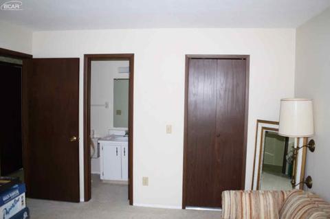 1102 Normandy Terrace Dr, Flint, MI 48532 photo 25