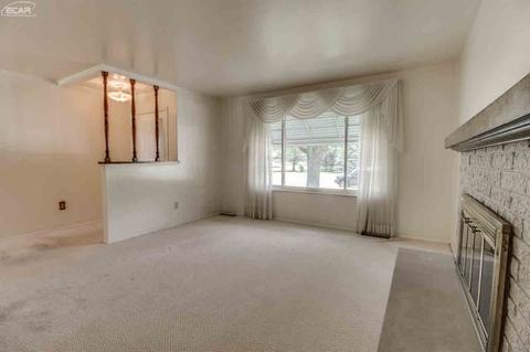 7040 Partridge Dr, Flushing, MI 48433 photo 10