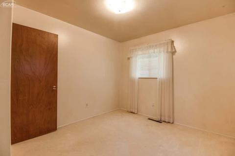 7040 Partridge Dr, Flushing, MI 48433 photo 17