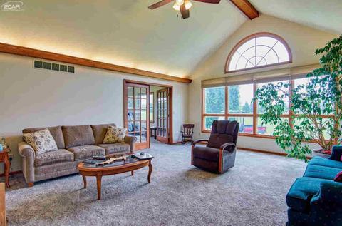 10182 E Richfield Rd, Davison, MI 48423 photo 6