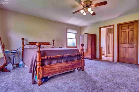 10182 E Richfield Rd, Davison, MI 48423 photo 17
