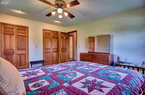 10182 E Richfield Rd, Davison, MI 48423 photo 36
