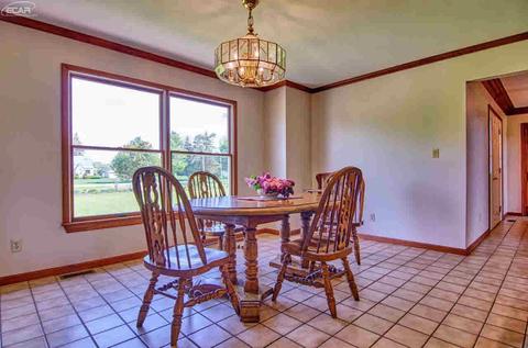10182 E Richfield Rd, Davison, MI 48423 photo 22